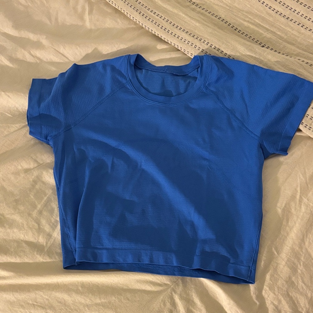 lululemon athletica Blue Crop Top